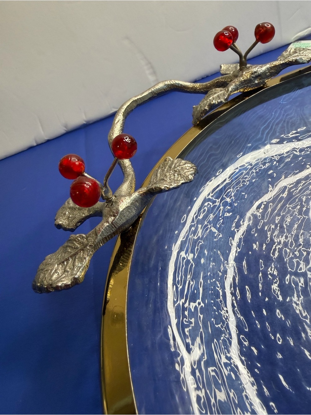Vtg Clear Glass Dish, Sculptured, Metal Frame 
adorned With Red Berries READ - Picture 5 of 16